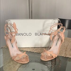 Manolo Blahnik Blush Heels